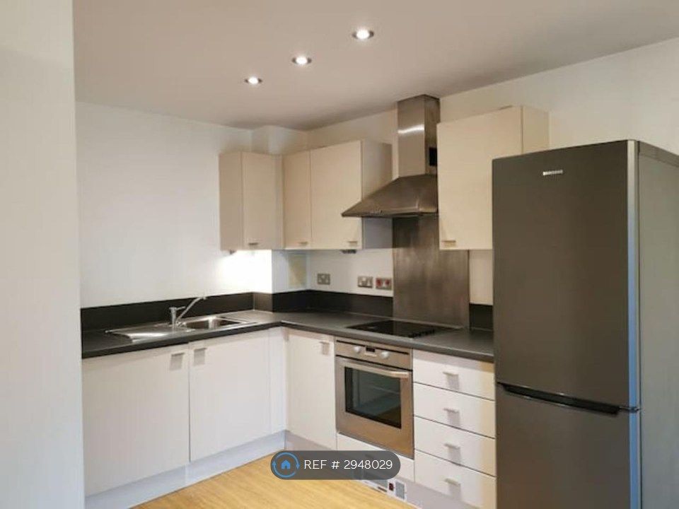 Property photo 3 of 5 Kitchen