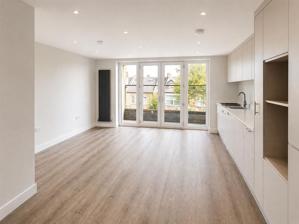 Property photo 2 of 5 ee7Cad6F-477c-4Ae0-876d-1ce238B568d2.Png