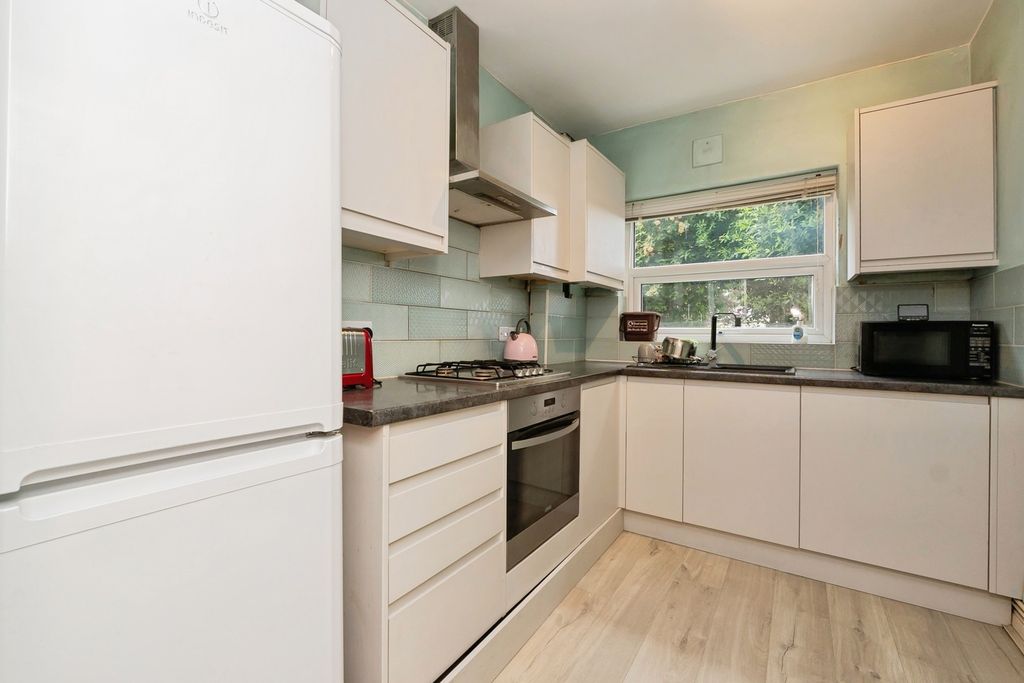 Property photo 2 of 20 Pbox-Img.Jpg