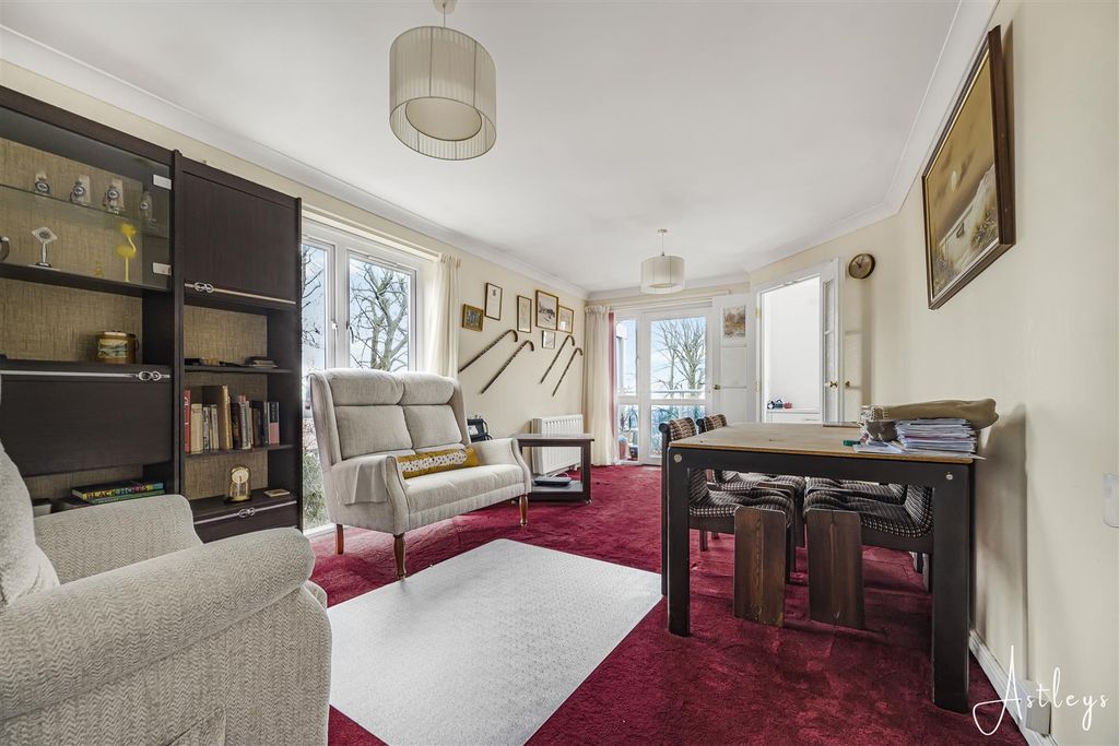 Property photo 2 of 17 Lounge/Dining Room