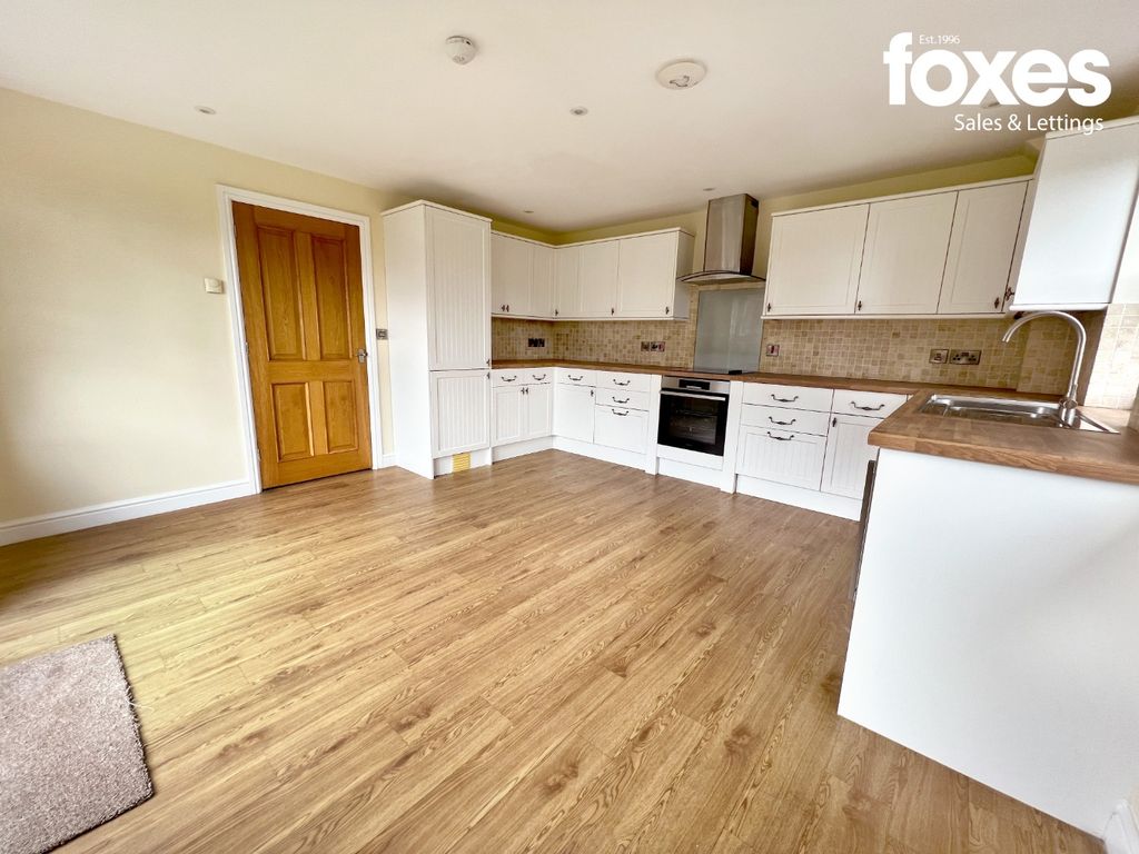 Property photo 2 of 28 2294762