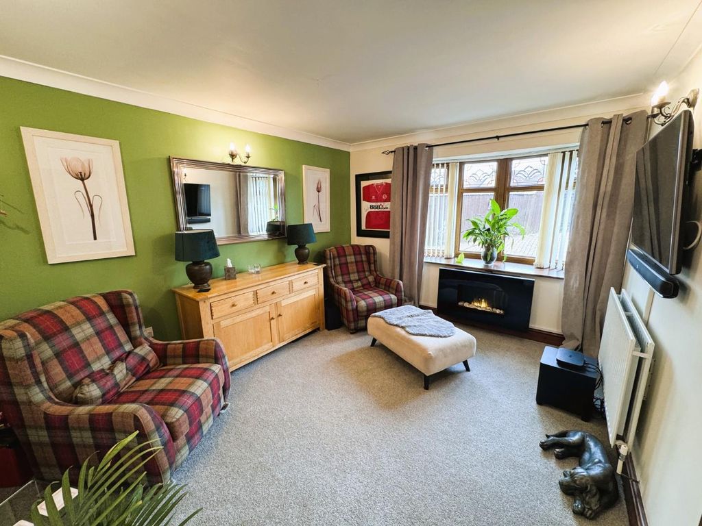 Property photo 2 of 26