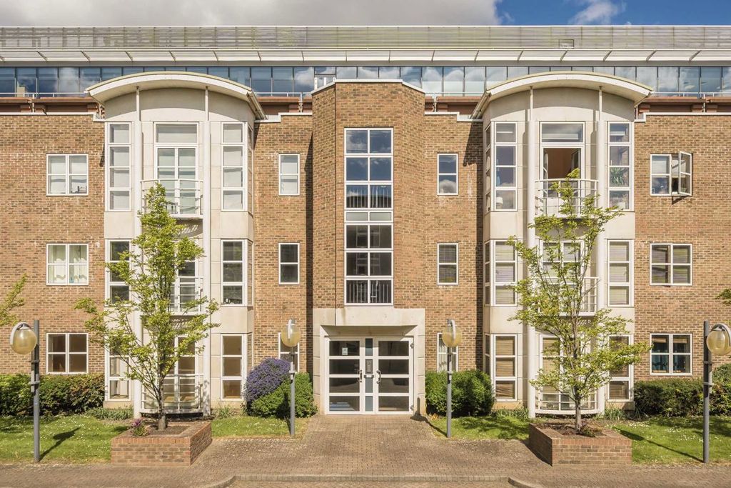 Property photo 1 of 7