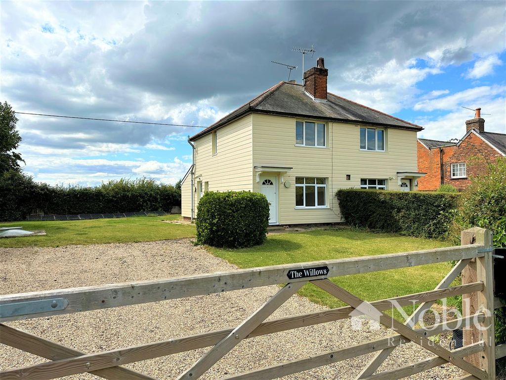 Property photo 1 of 12 External