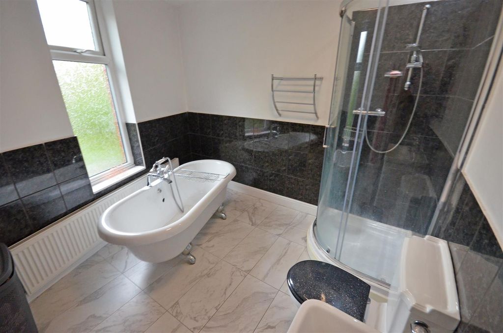 Property photo 2 of 17 01c.Jpg