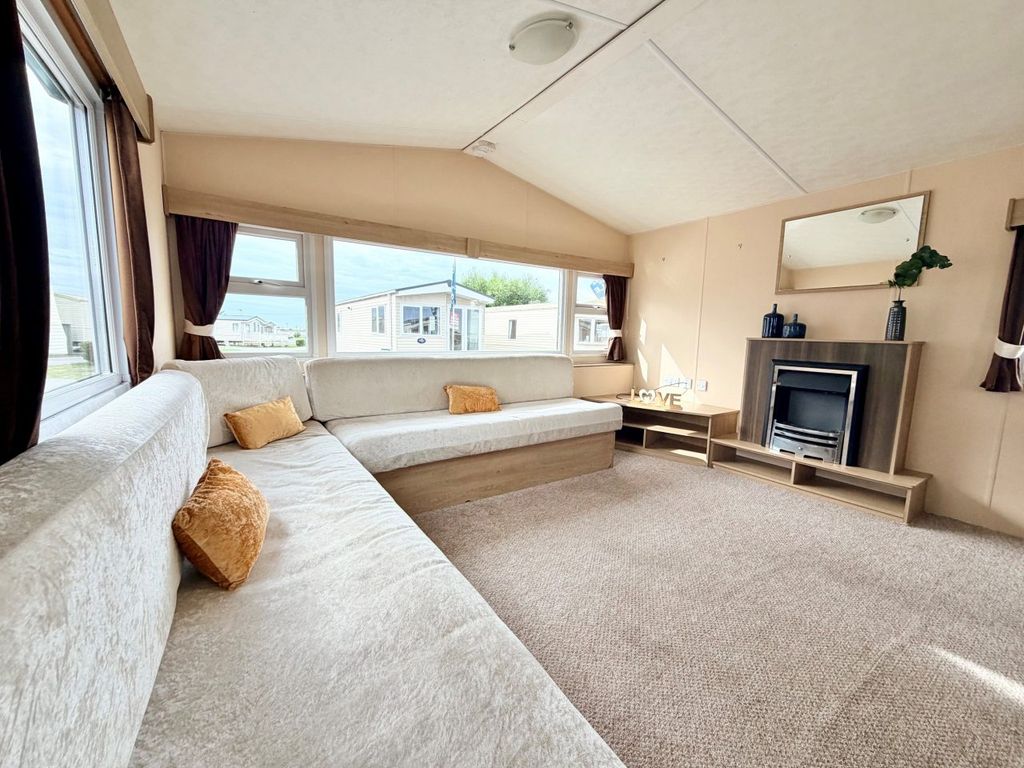 Property photo 1 of 8 Delta Radiant 2013 Car0018822 141813487.Jpeg