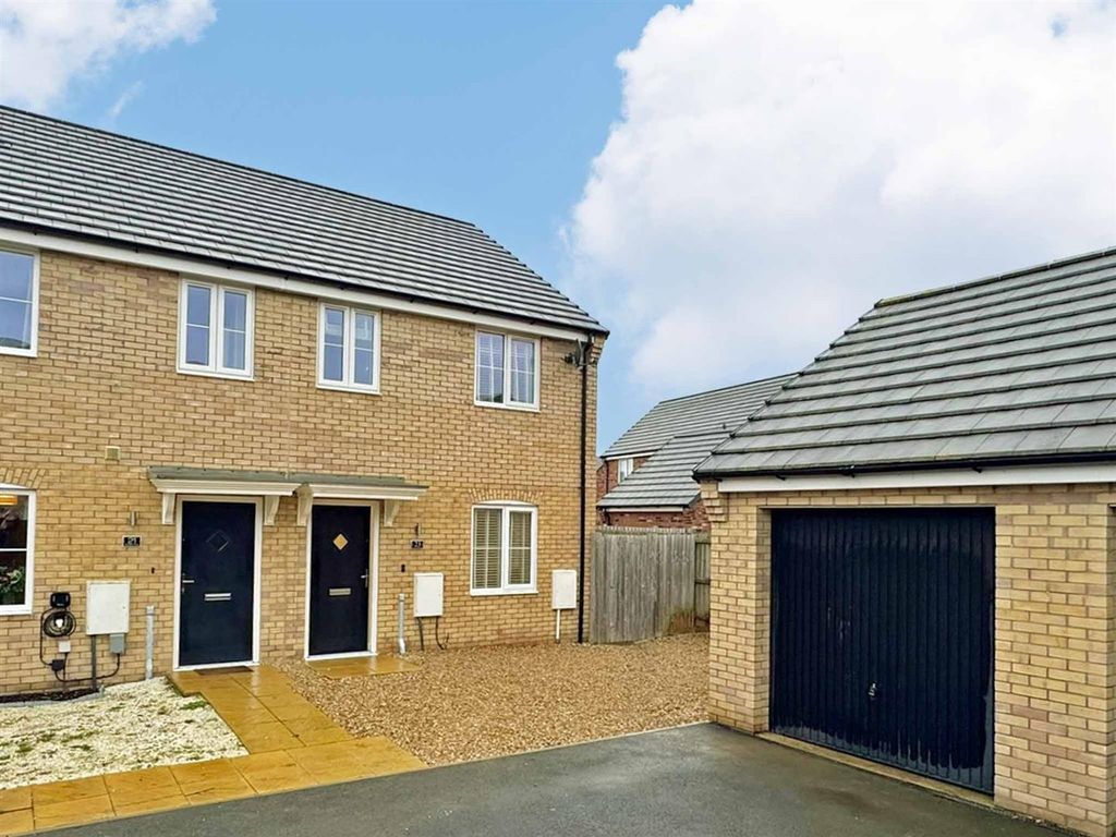 Property photo 1 of 14 Front.Jpg