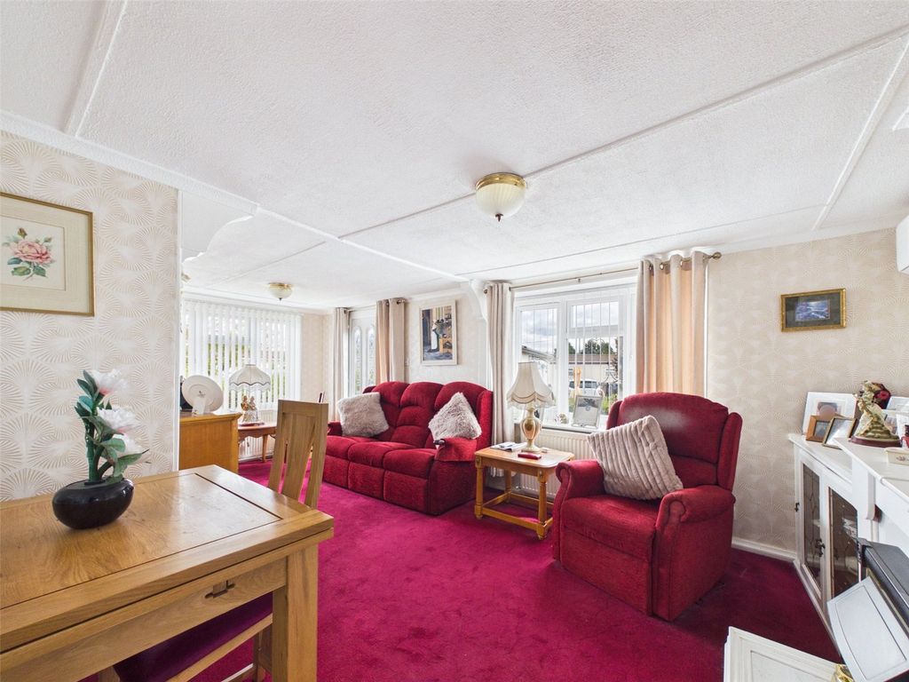 Property photo 2 of 10 Picture No. 03