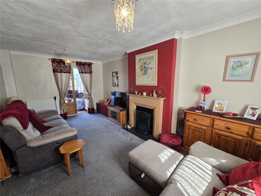 Property photo 2 of 26 Picture No. 17