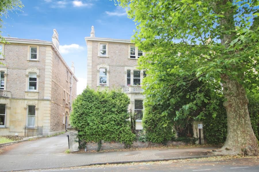 Property photo 1 of 13