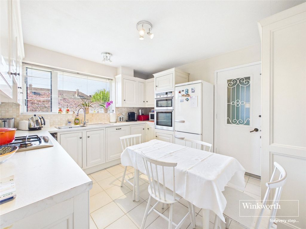 Property photo 3 of 15 Picture No. 05