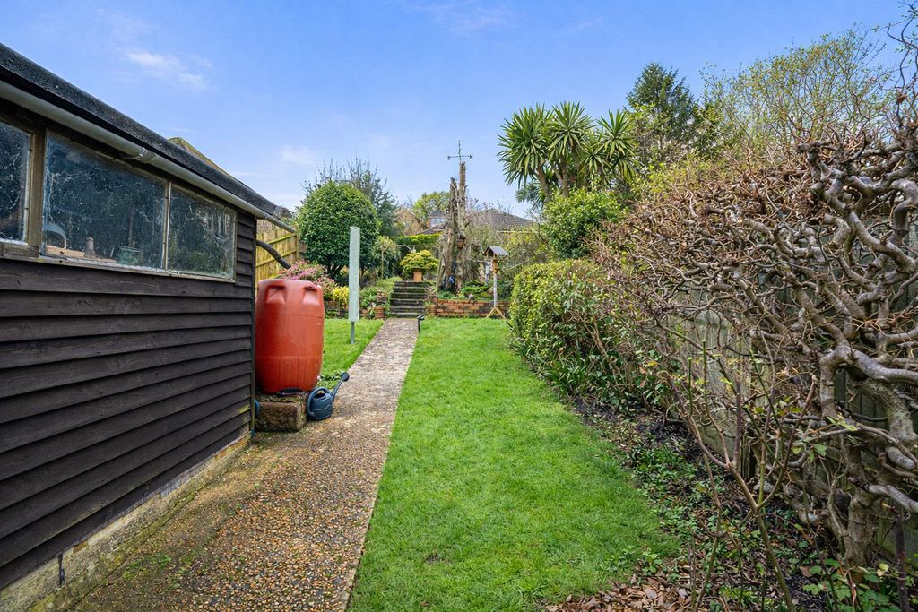 Property photo 3 of 20 E719F971-c5A4-4Db9-A134-F0478c57c212.Png