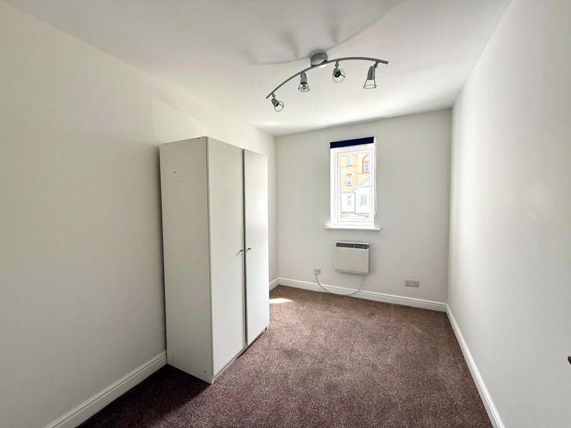 Property photo 2 of 8 Photo 8