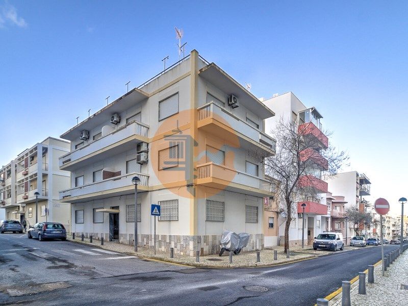 Property photo 3 of 35