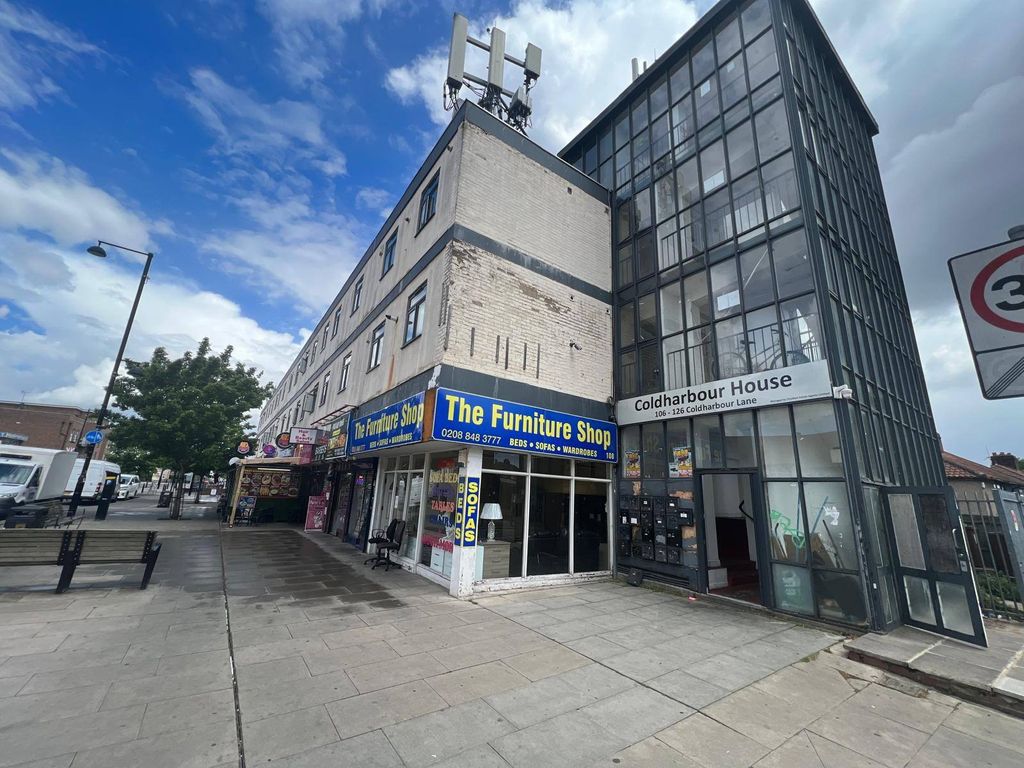Property photo 1 of 1 2 Bed Flat To Rent Coldharbour Lane, Hayes Ub3