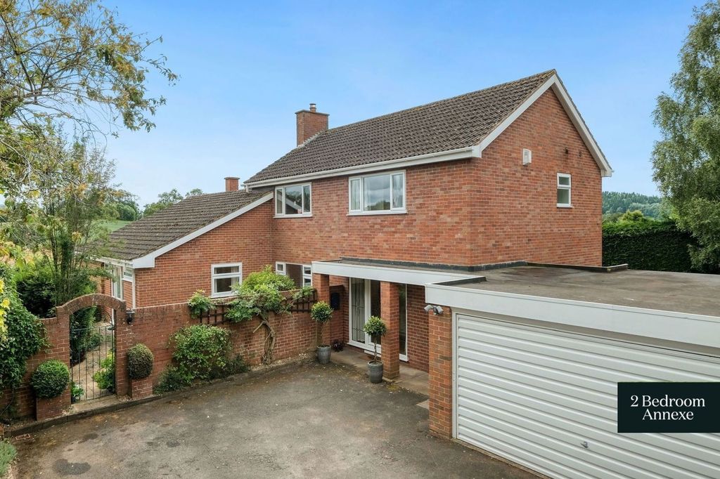 Property photo 1 of 24