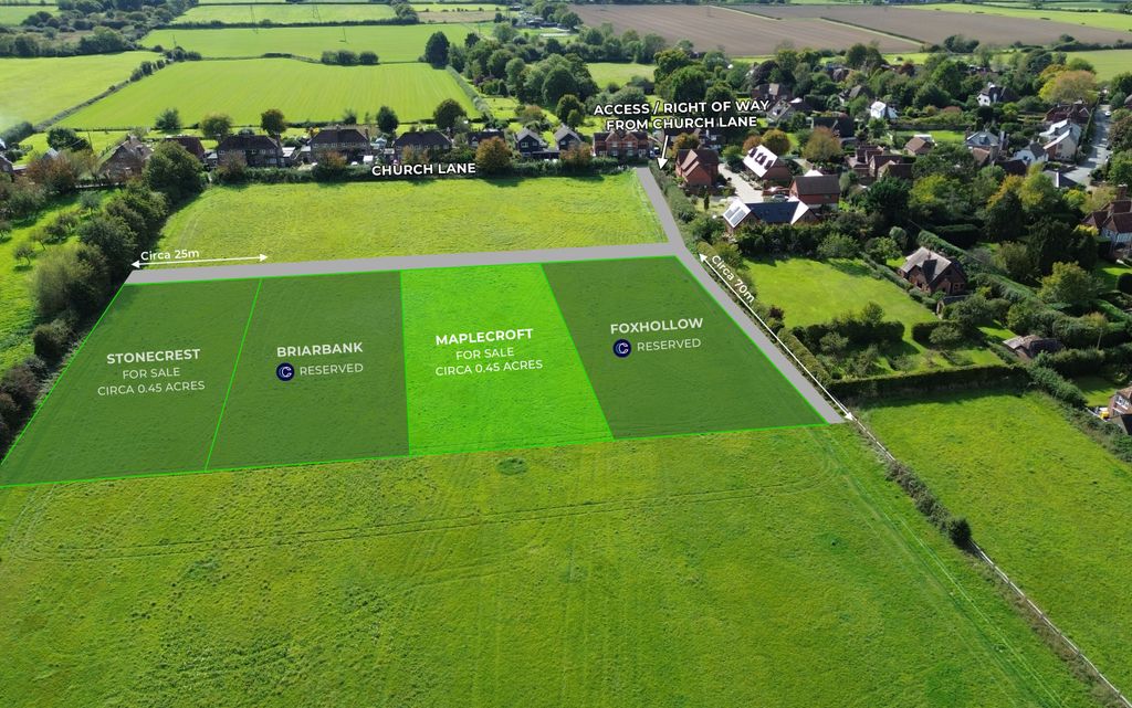 Property photo 1 of 10 Maplecroft