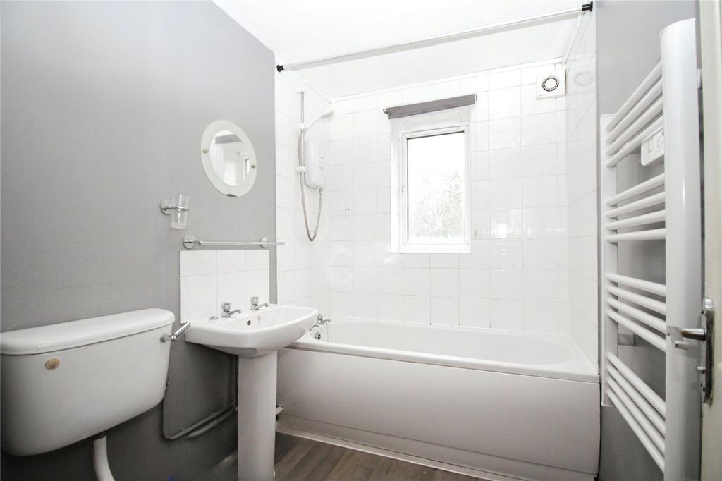 Property photo 3 of 6 Picture No. 05