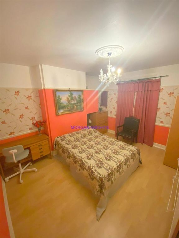 Property photo 3 of 3