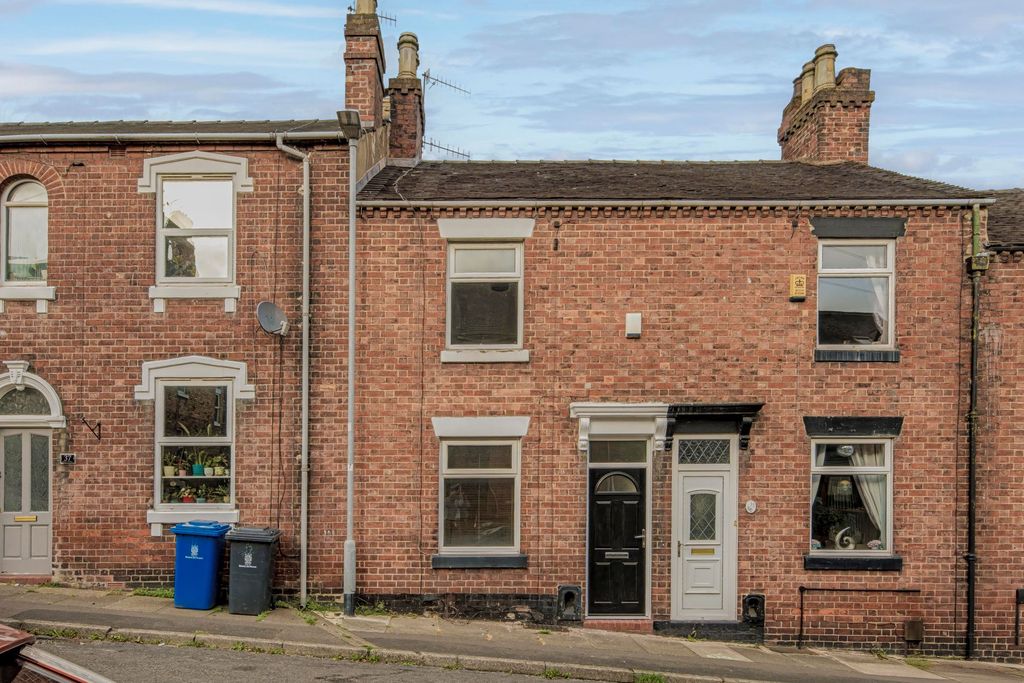Property photo 1 of 19