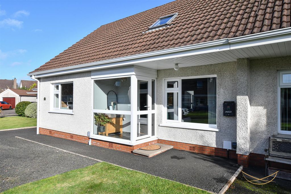 Property photo 3 of 41 Dhp-18.Jpg
