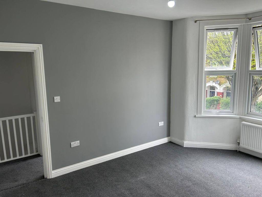Property photo 3 of 15 Gallery