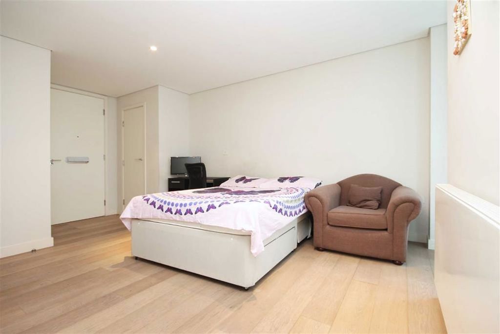 Property photo 2 of 4