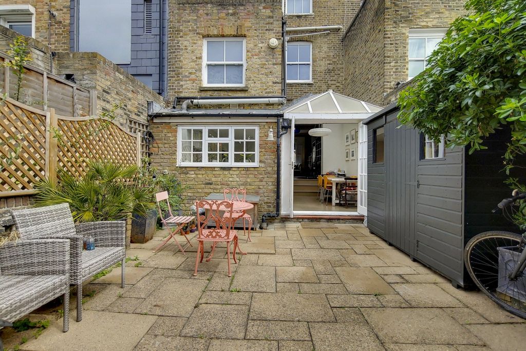 Property photo 3 of 14 Picture No. 12