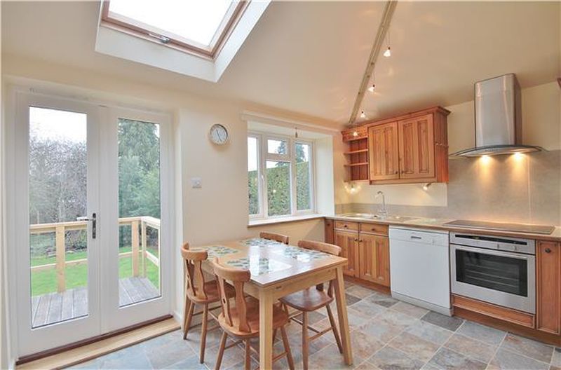 Property photo 1 of 13 Photo 9