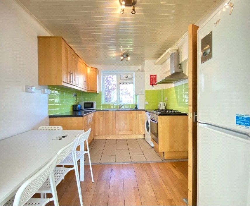 Property photo 3 of 14 Picture No. 05