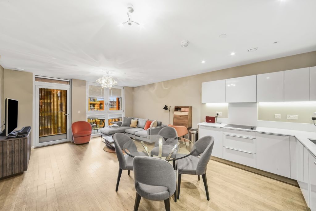 Property photo 3 of 13 Dsc_7207_High