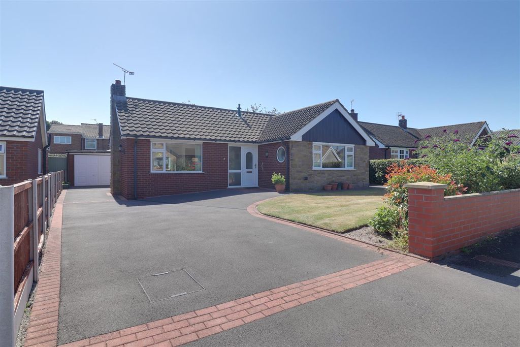 Property photo 1 of 14 Img_4918-Img_4920.Jpg