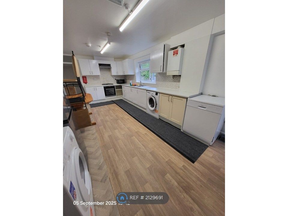 Property photo 3 of 26