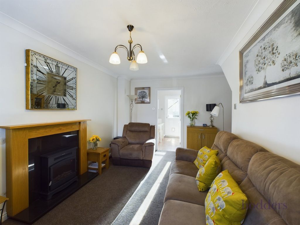 Property photo 2 of 19 Picture No. 29