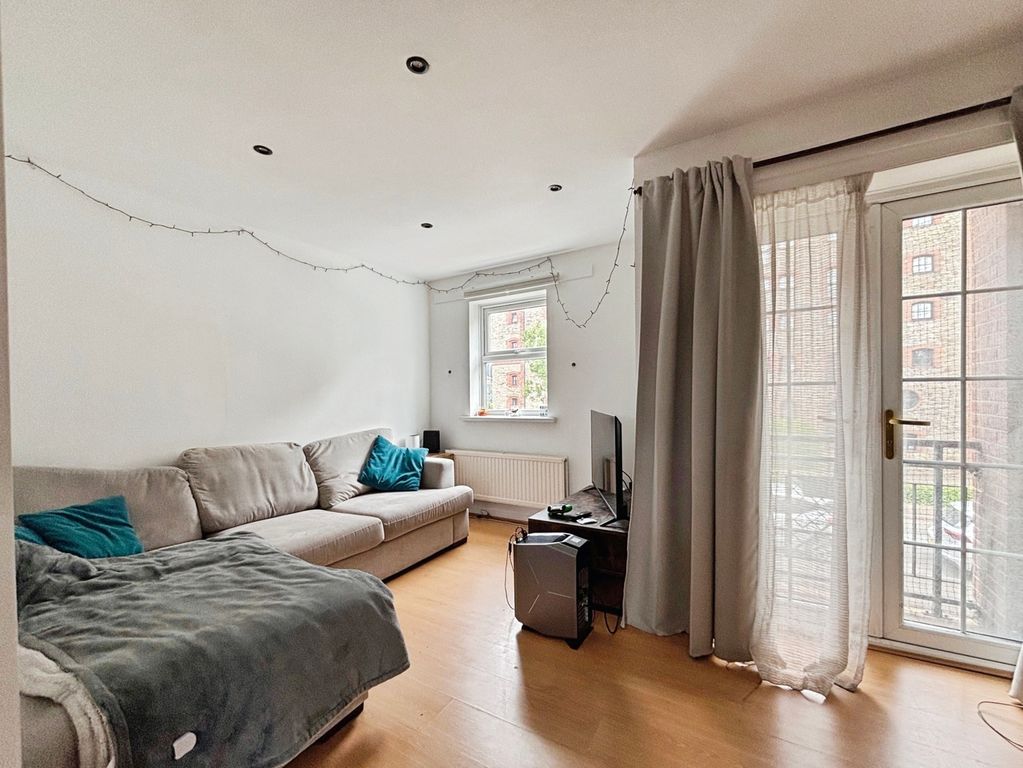 Property photo 3 of 9 Pbox-Img.Jpg