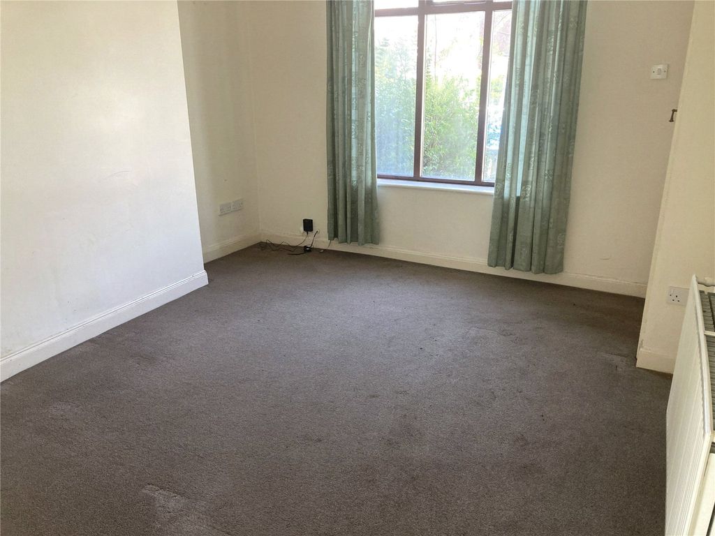 Property photo 3 of 12 Picture No. 19