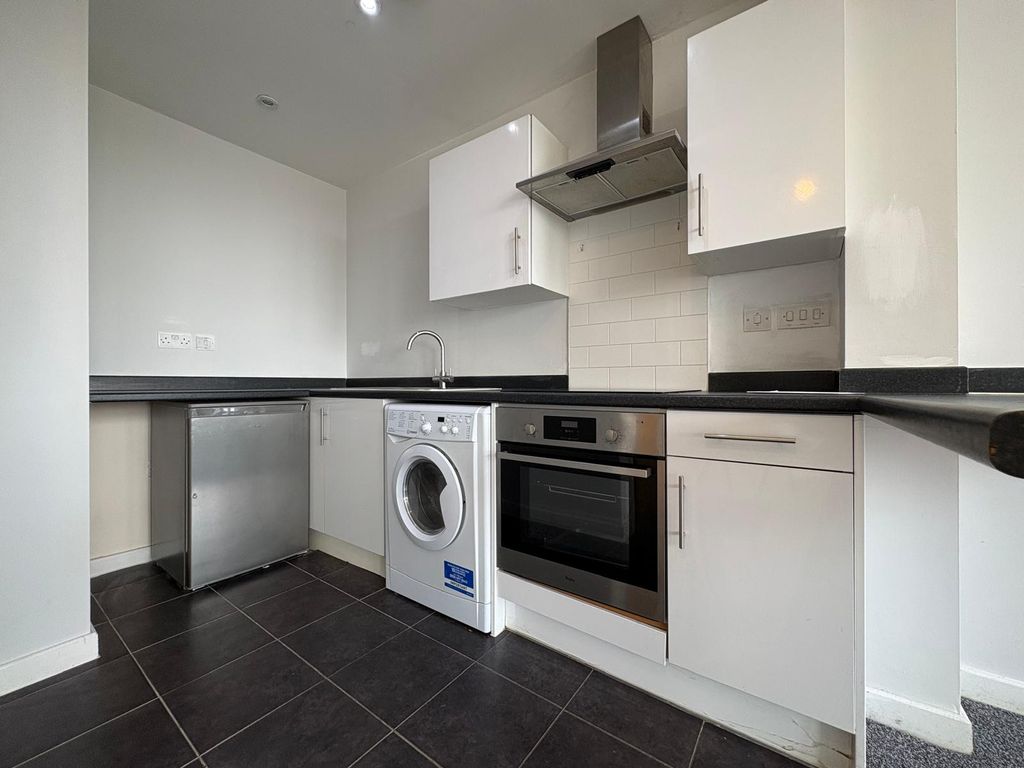 Property photo 1 of 4 F67c7ee1-Df91-40ce-91Db-16Ad8B3F44d3