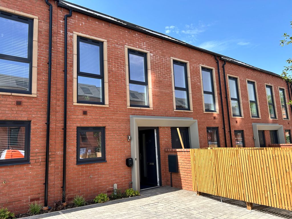 Property photo 1 of 7 Exterior