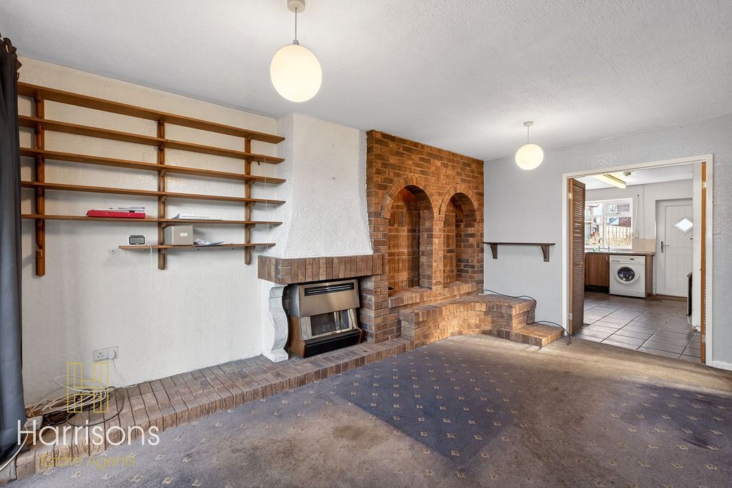 Property photo 3 of 26 4044442