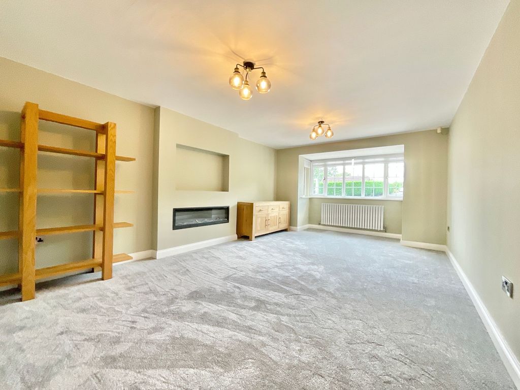 Property photo 3 of 40