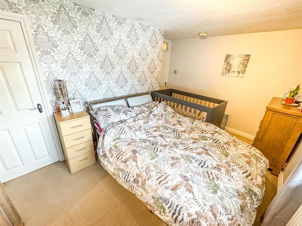 Additional image 9 of 2 bed flat for saleNewark Drive, Corby NN18