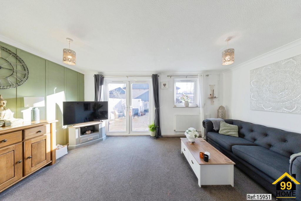 Property photo 3 of 20 Photo 2