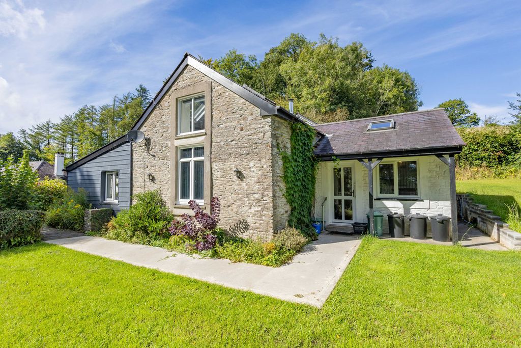 Property photo 3 of 55