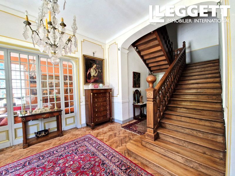 Property photo 3 of 10