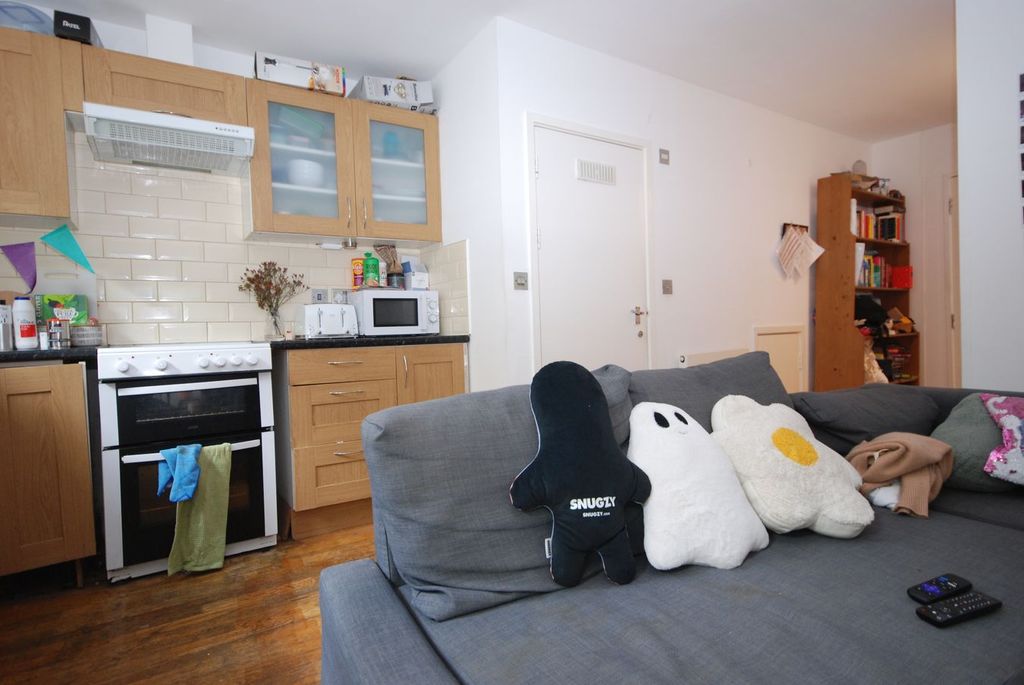 Property photo 3 of 9