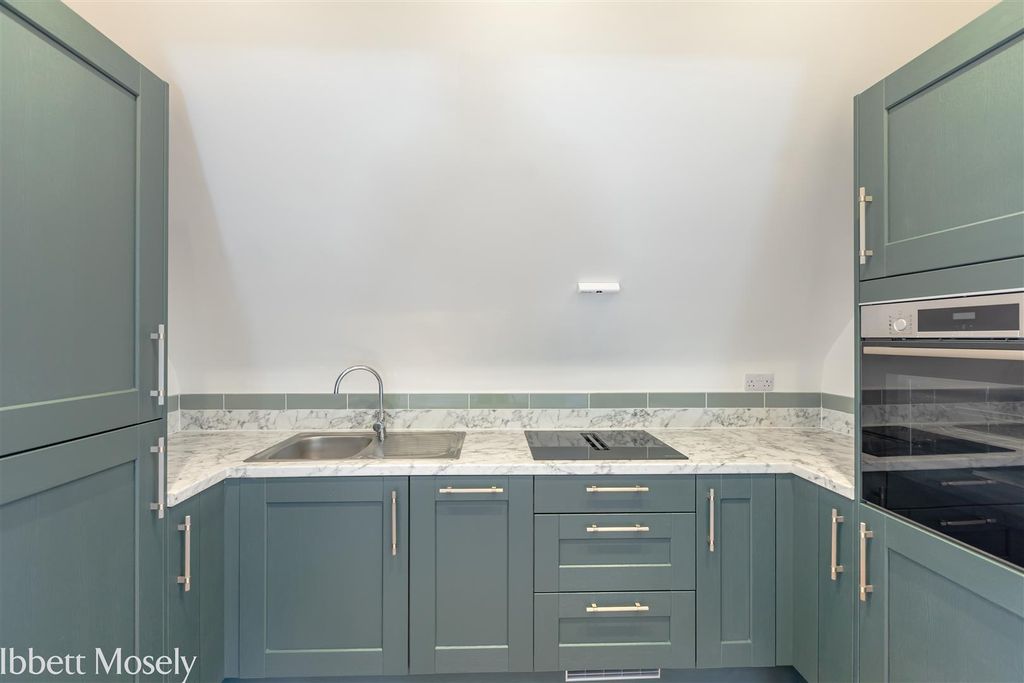 Property photo 3 of 10 16 Kitchen.Jpg