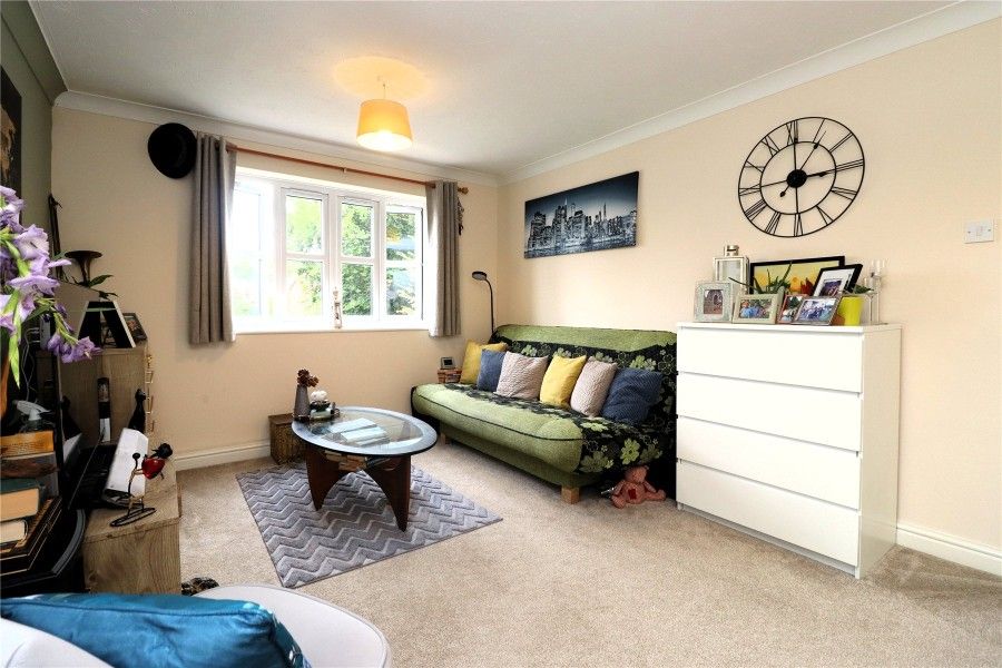 Property photo 3 of 9