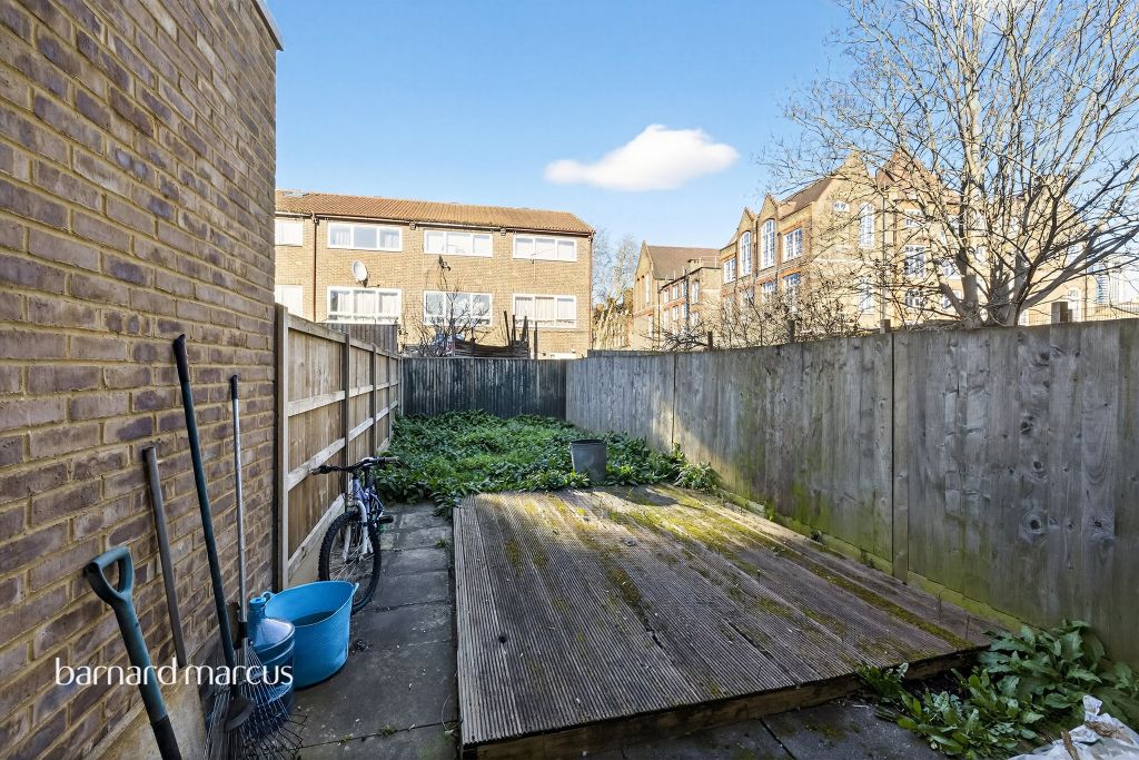 Property photo 3 of 14