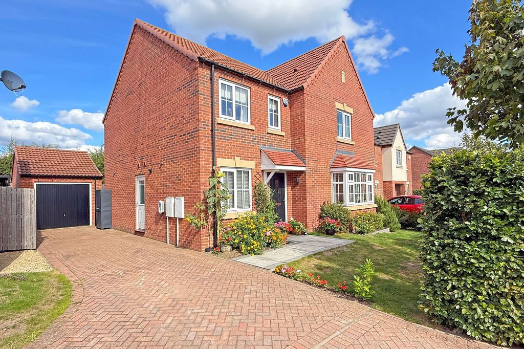 Property photo 1 of 21