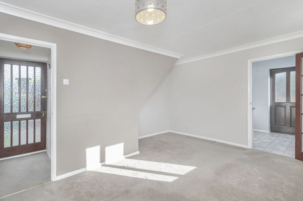 Property photo 2 of 18 7 Foston Gate, Wigston Harcourt, Leicester, Le18 3Ss